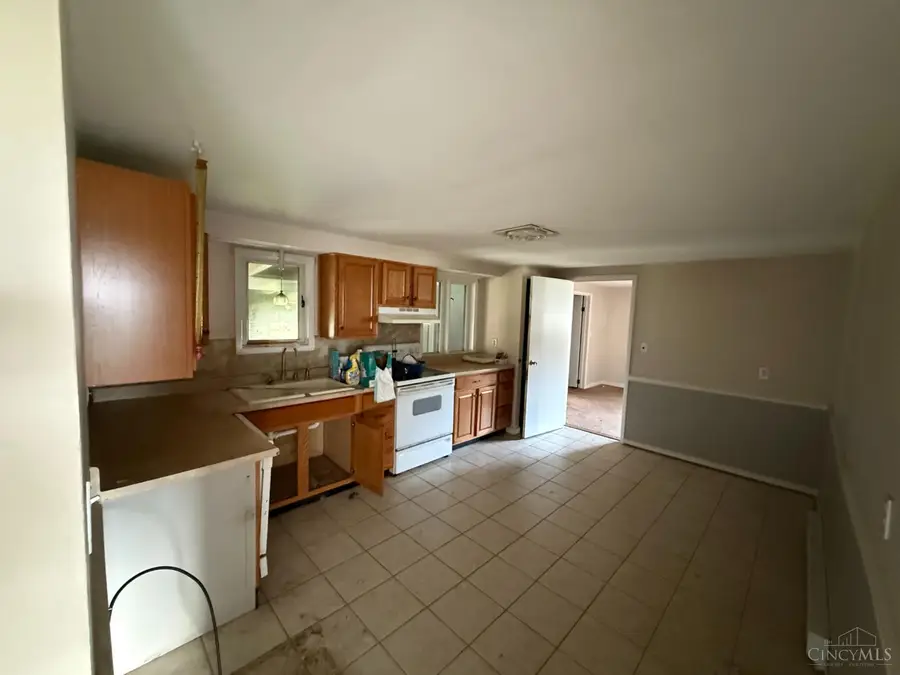 350 Hopkins Street, Morrow, OH 45152 - #3