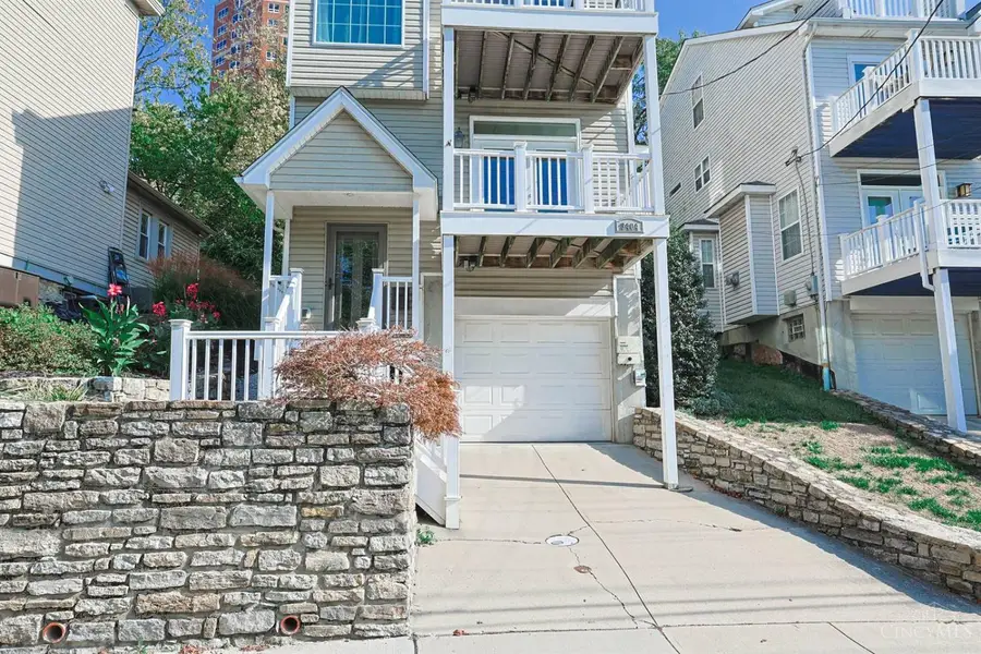 3404 Walworth Avenue, Cincinnati, OH 45226 - #3