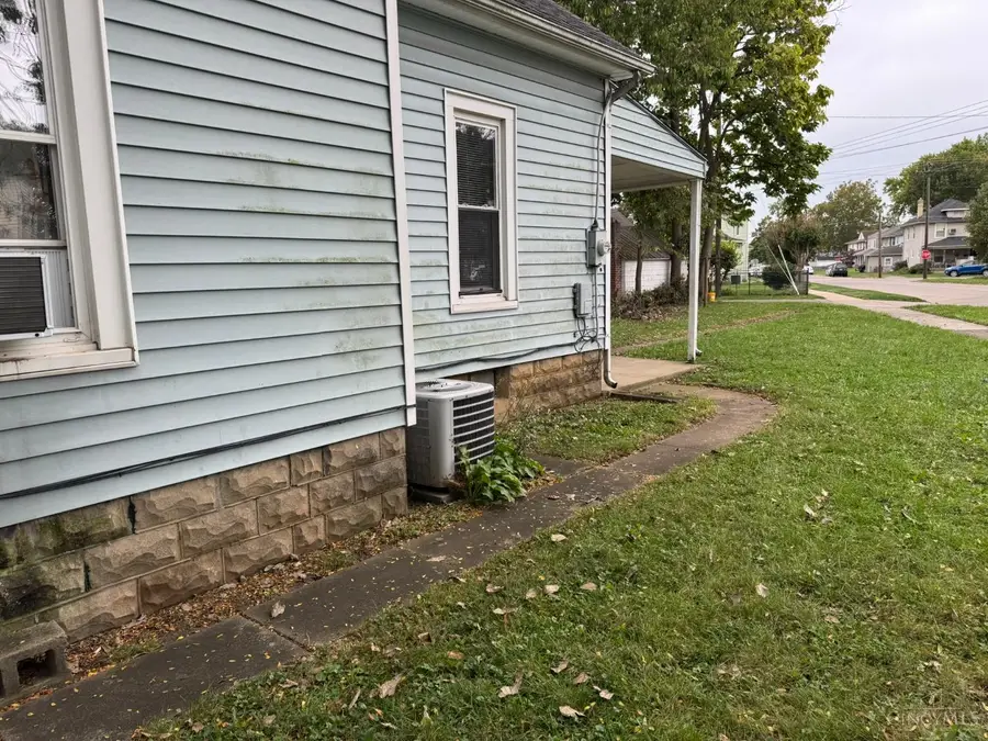 816 Elwood Street, Middletown, OH 45042 - #3