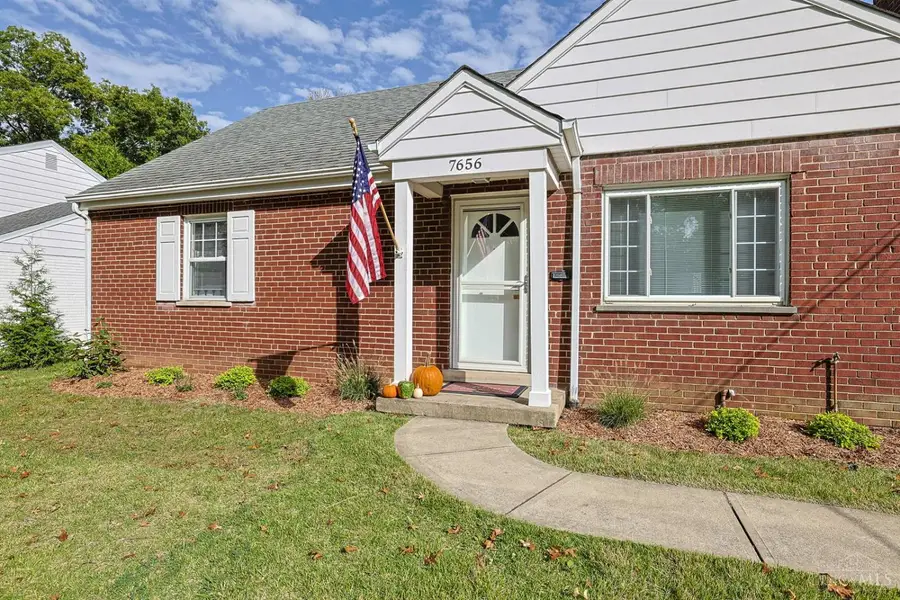 7656 Gwenwyn Drive, Amberley, OH 45236 - #2