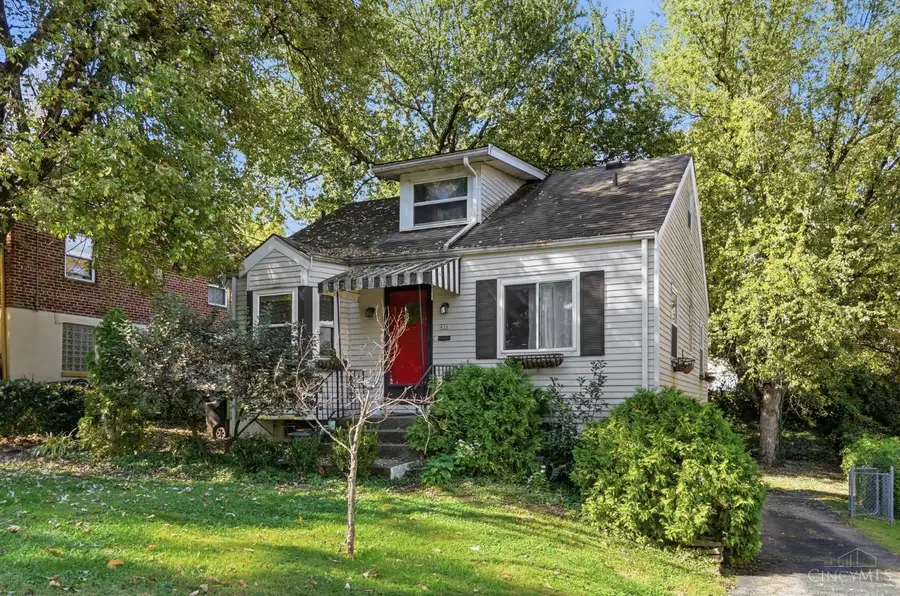439 Grand Avenue, Cincinnati, OH 45205 - #2