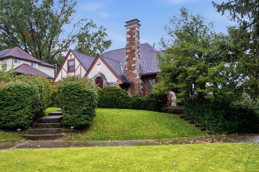 2825 Langdon Farm Road, Cincinnati, OH 45212 - #3