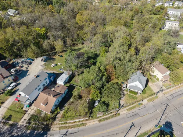 3211 Mchenry Avenue, Cincinnati, OH 45211