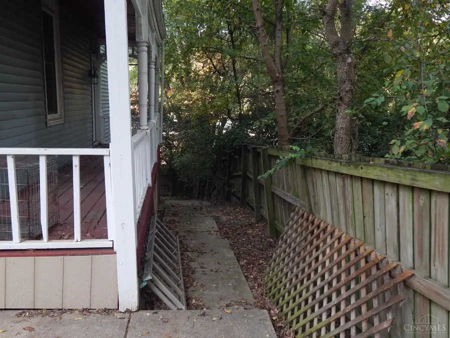 655 Steiner Avenue, Cincinnati, OH 45204 - #3