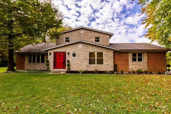 8617 Livingston Road, Cincinnati, OH 45251