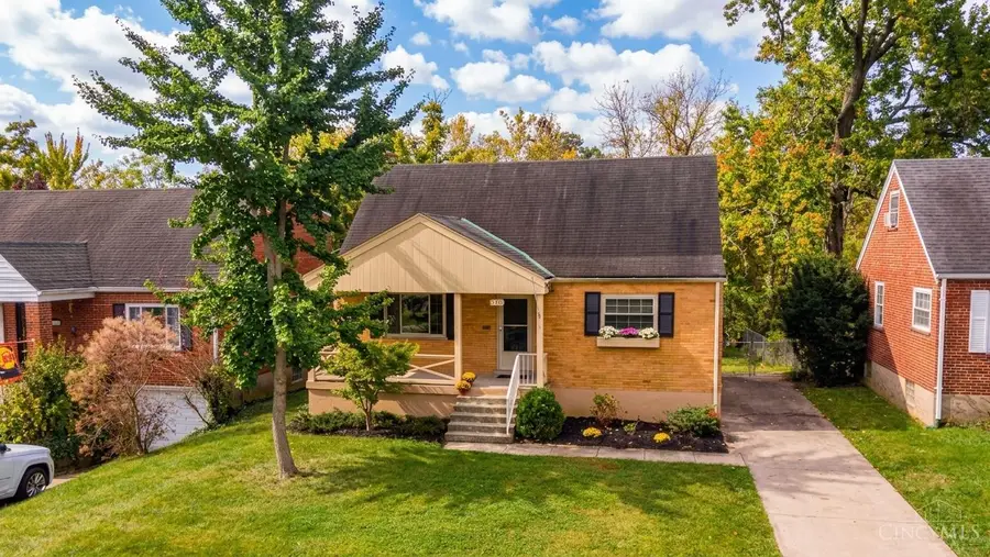 1975 S Lynndale Avenue, Mount Healthy, OH 45231 - #3