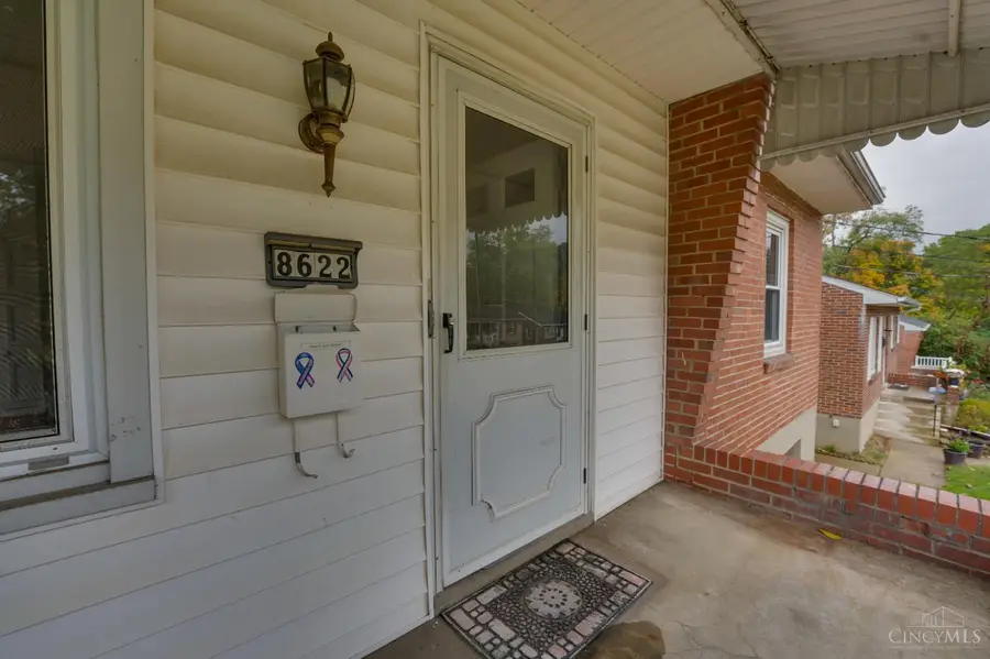 8622 Wicklow Avenue, Sycamore, OH 45236 - #3