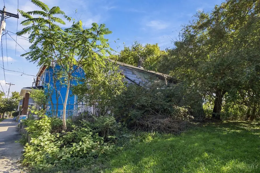 139 Walnut Street, Hamilton, OH 45011 - #2