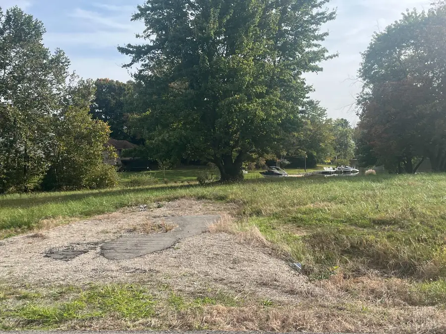 703 Wagon Wheel Circle, Lake Waynoka, OH 45171 - #2