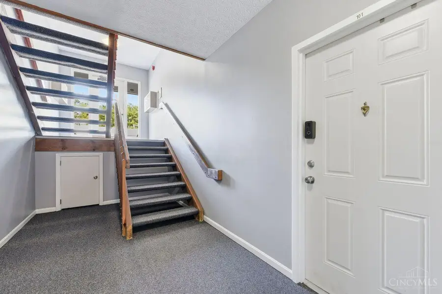7636 Shawnee Lane #101, West Chester, OH 45069 - #3