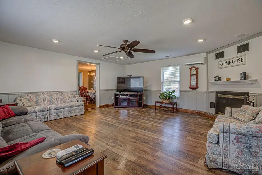 961 Oxford Street, Millville, OH 45013 - #3