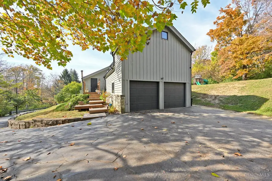 1061 Witt Road, Cincinnati, OH 45255 - #3