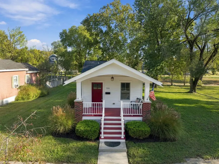 220 Strader Avenue, Cincinnati, OH 45226 - #3
