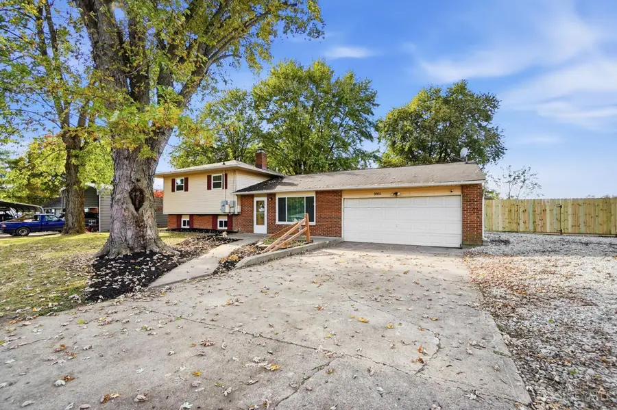 3951 W Elkton Road, Hamilton, OH 45011 - #2