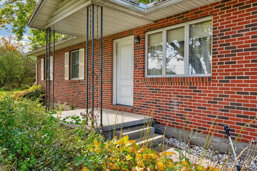 5127 St Rt 73, Hillsboro, OH 45133 - #2
