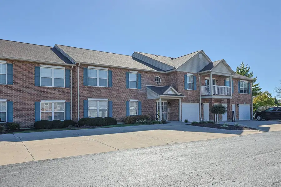 3314 Emerald Lakes Drive #29, Cincinnati, OH 45211 - #2