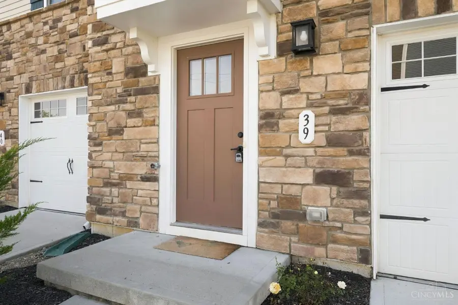 39 Wentworth Lane, Cincinnati, OH 45236 - #3