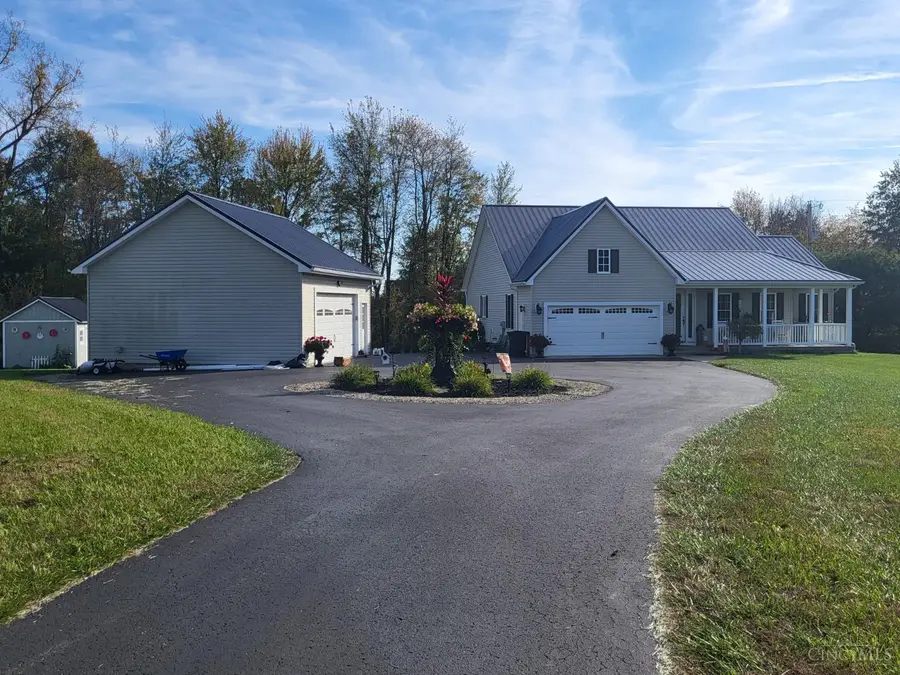 6220 Panhandle Road, Hillsboro, OH 45133 - #2