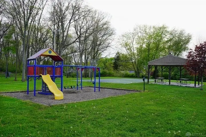 1730 W Choctaw Drive, London, OH 43140 - #3