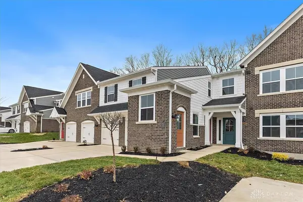 4274 Apple Branch Drive #54-302, Sugarcreek Twp, OH 45459