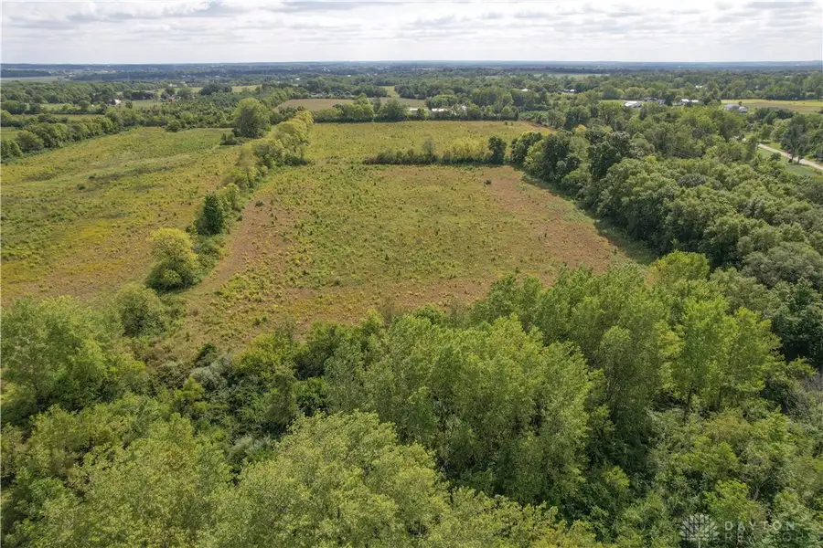 7337 Ross Road, Tipp City, OH 45371 - Image #2