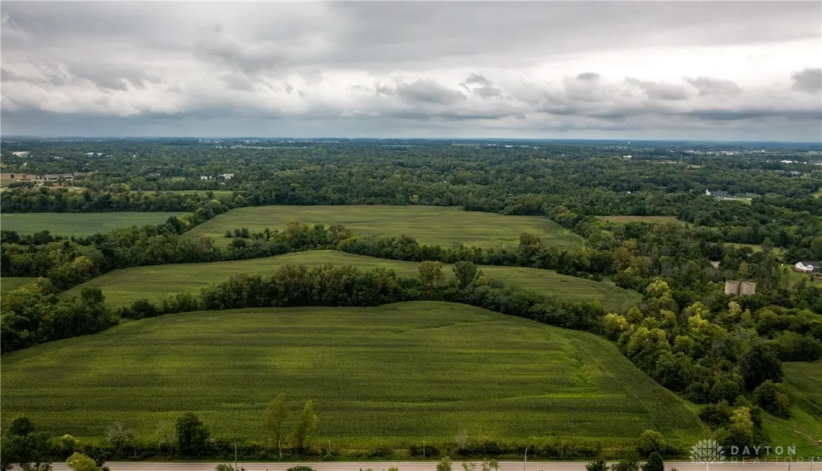 8277 Westbrook Road, Brookville, OH 45309 - Image #1