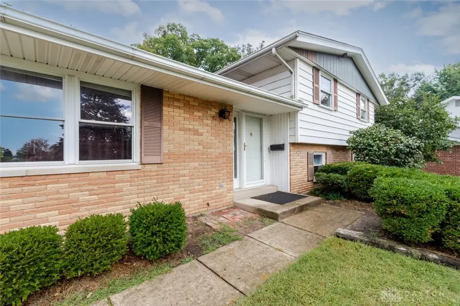 654 Sartell Drive, Fairborn, OH 45324 - Image #2