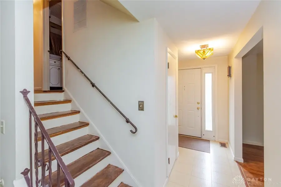 654 Sartell Drive, Fairborn, OH 45324 - Image #3