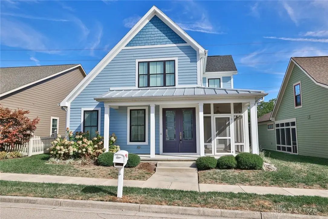 465 Cayman Circle, Tipp City, OH 45371 - #1