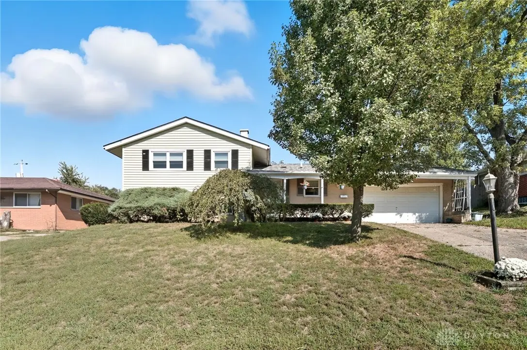 1136 Briarwood Drive, Hamilton, OH 45013 - Image #1