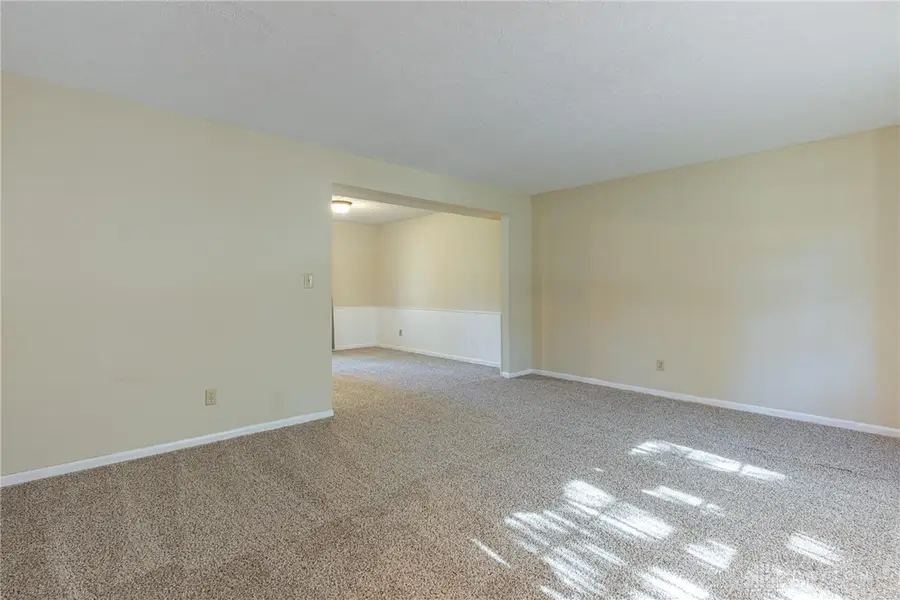 2447 Hemphill Road, Kettering, OH 45440 - Image #3