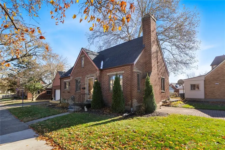 804 Gainsborough Road, Dayton, OH 45419 - Image #2