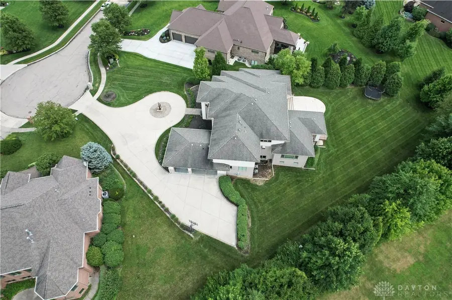 1029 Stay Lit Court, Bellbrook, OH 45305 - Image #3