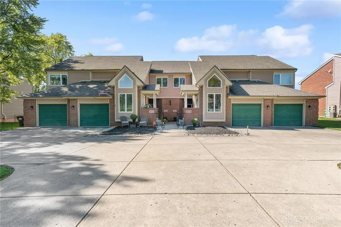 8425 Washington Village Drive, Centerville, OH 45458 - Image #1