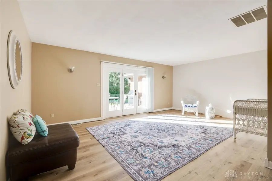 160 Ashford Drive, Washington Township, OH 45459 - Image #2