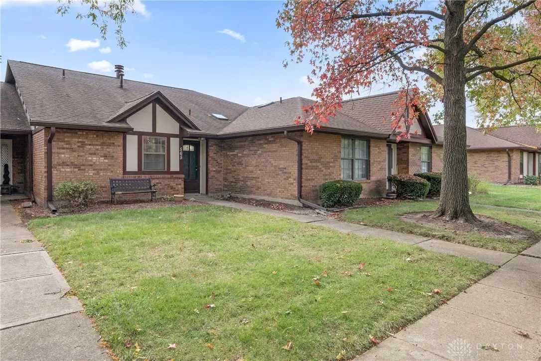 565 Pine Needles Drive, Centerville, OH 45458 - Image #1