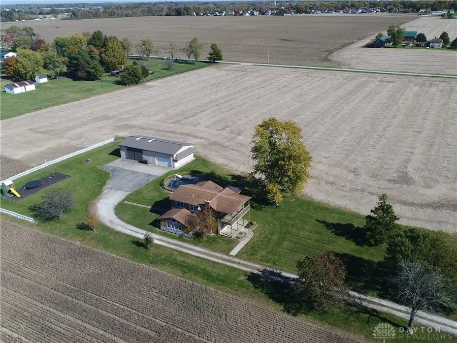 13111 Westbrook Road, Brookville, OH 45309 - Image #2