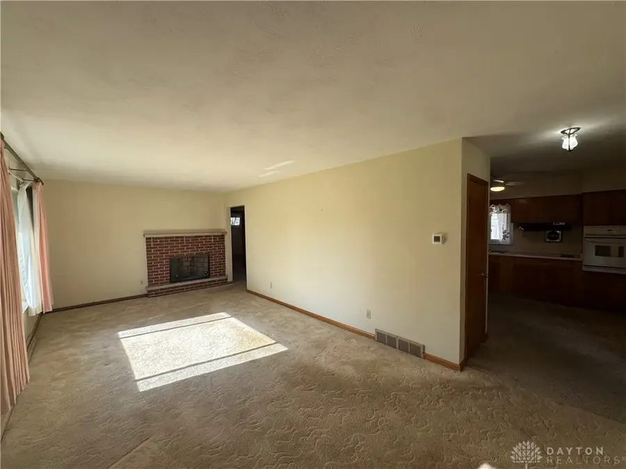 1017 Taywood Road, Englewood, OH 45322 - Image #3