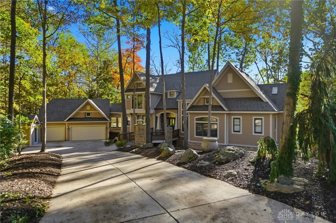 3919 Sable Ridge Drive, Bellbrook, OH 45305 - Image #1