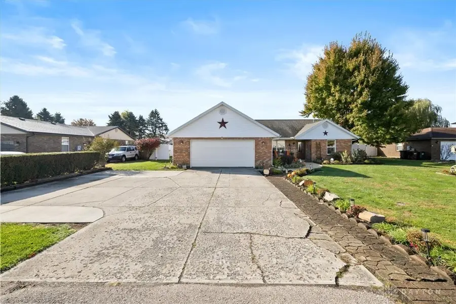 4737 Cottonville Road, Jamestown, OH 45335 - Image #2