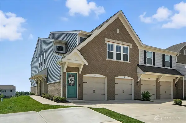 117 Old Pond Road, Springboro, OH 45066