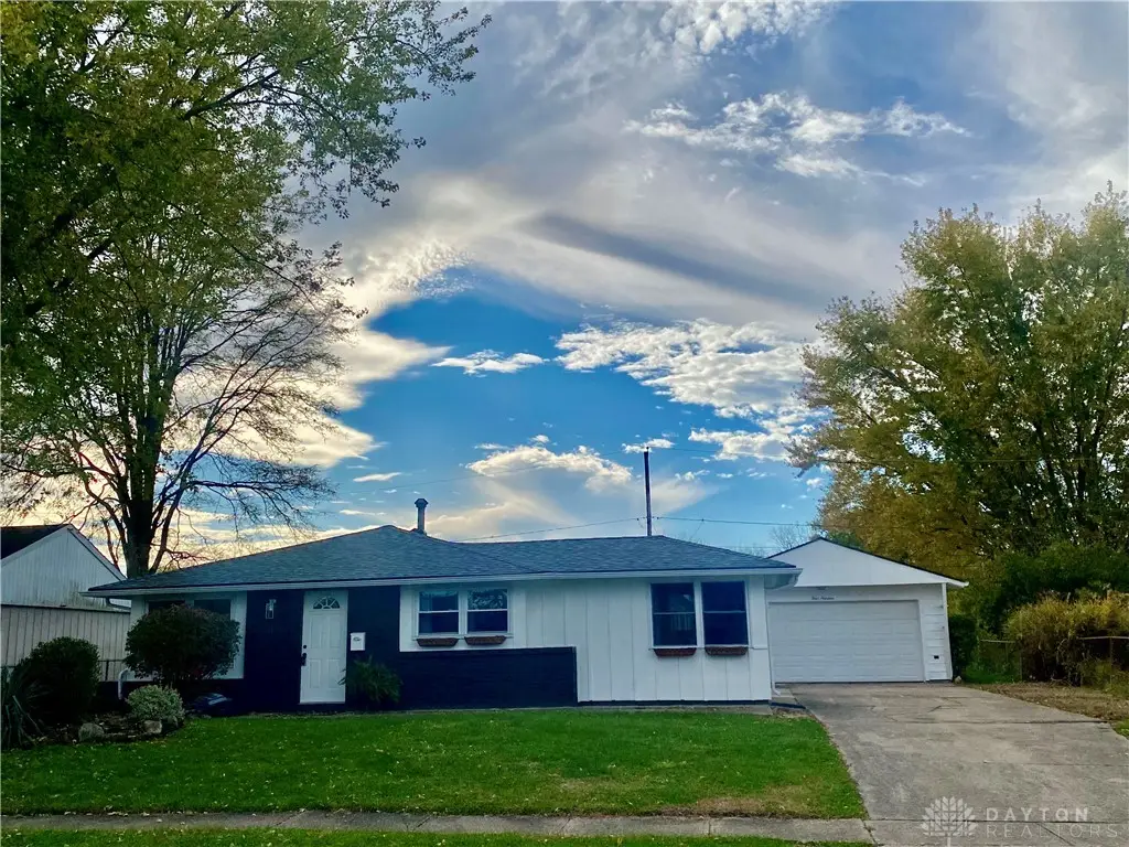 419 E Carpenter Drive, New Carlisle, OH 45344 - Image #1