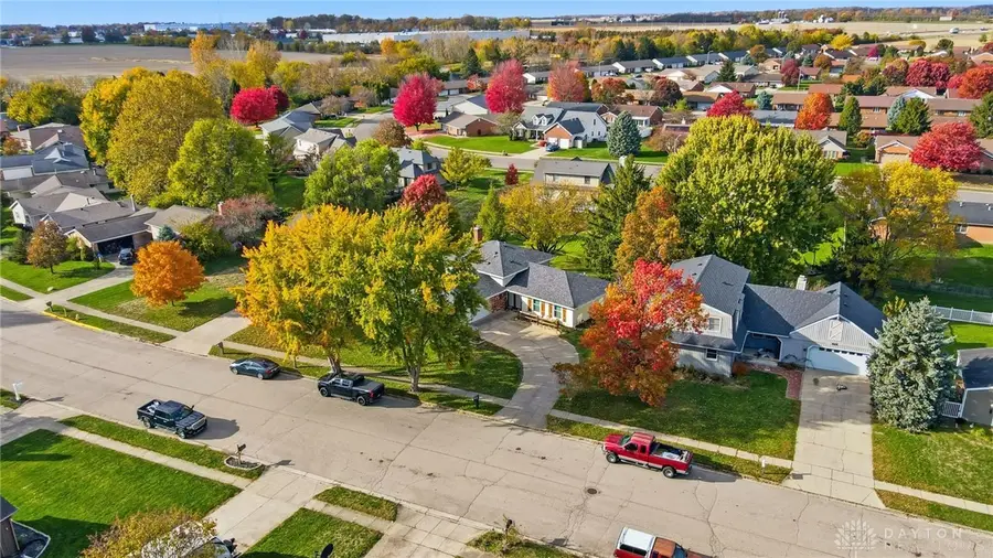 1525 Brookfield Lane, Troy, OH 45373 - Image #2