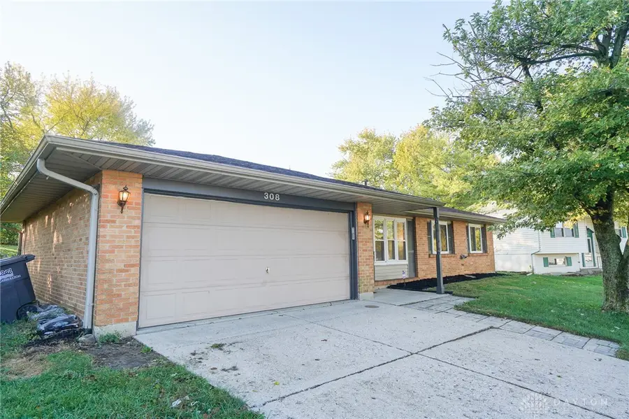 308 Ironwood Drive, West Carrollton, OH 45449 - Image #3
