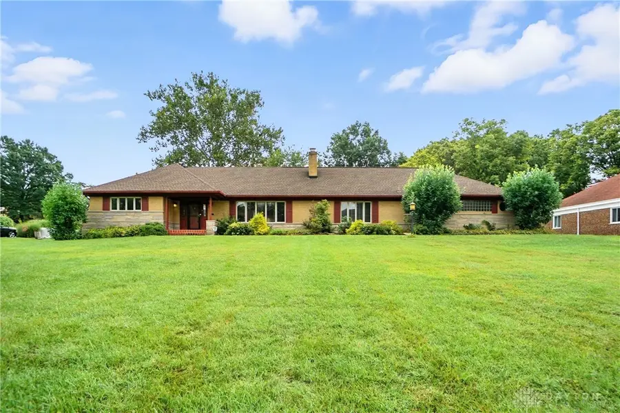 1398 Colonial Drive, Covedale, OH 45238 - Image #2