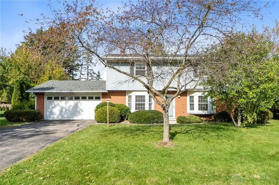 676 Augusta Drive, Fairborn, OH 45324 - Image #2