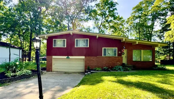 1359 Fudge Drive, Beavercreek, OH 45434