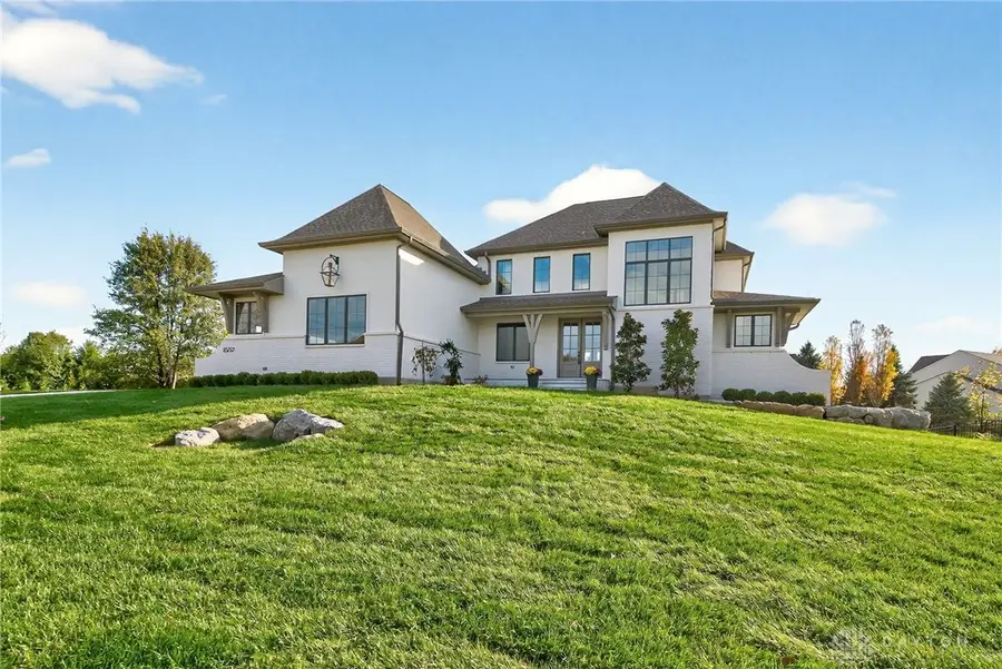 1557 Ashbury Woods Drive, Washington Township, OH 45458 - Image #2