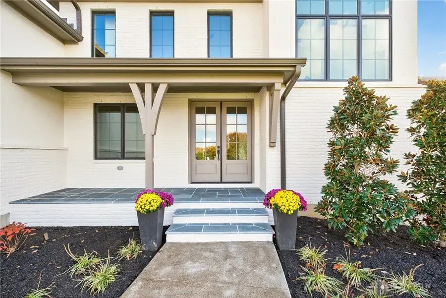 1557 Ashbury Woods Drive, Washington Township, OH 45458 - Image #3