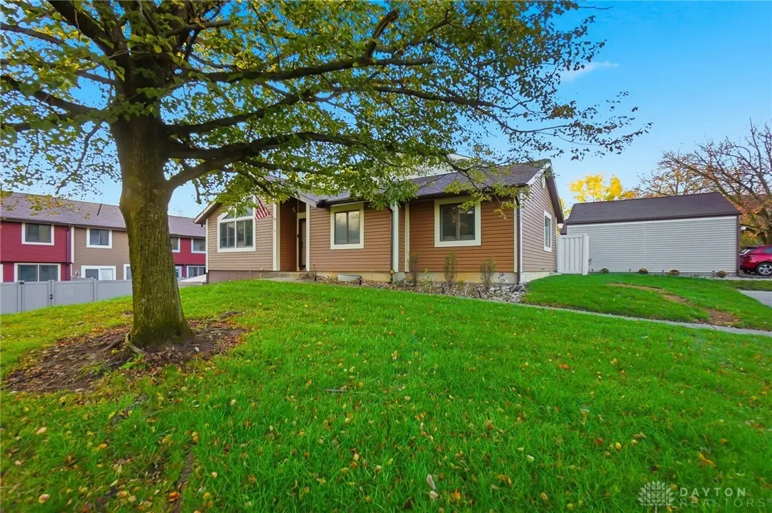 6042 Cinnamon Tree Court, Englewood, OH 45322 - Image #1